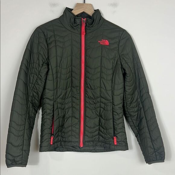 The North Face Women's Puffer Jacket Thermoball Quilted Packable Size Small - Picture 1 of 10